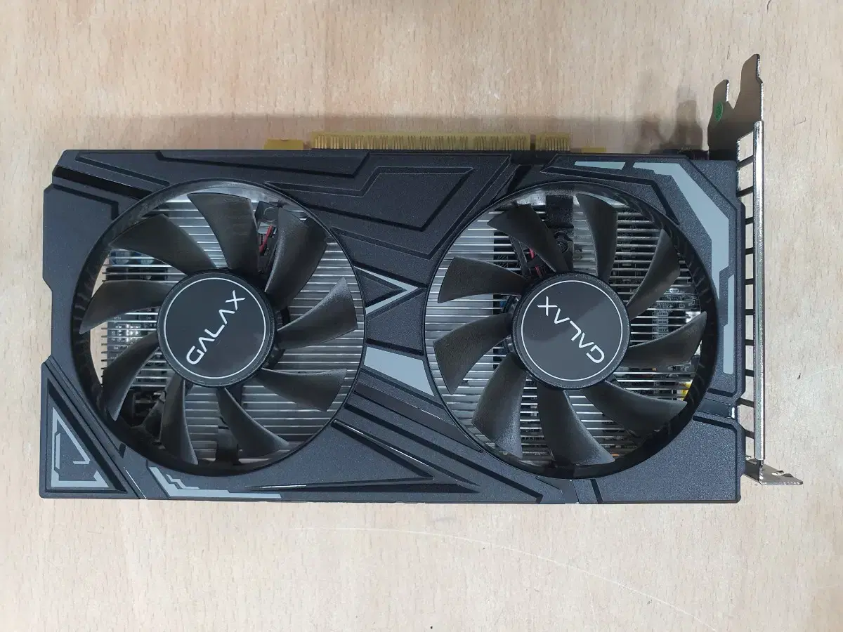 갤럭시 지포스 GTX 1650 SUPER 4G 그래픽카드