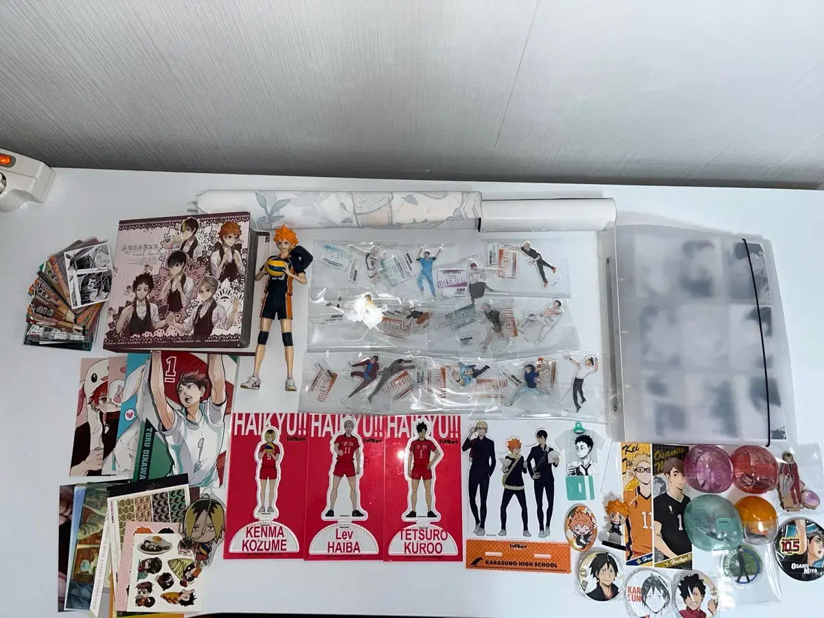 Sell) Haikyuu goods