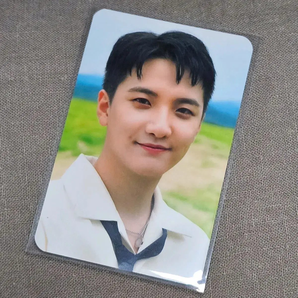 Lucy Kwangil Gotcha album photocard