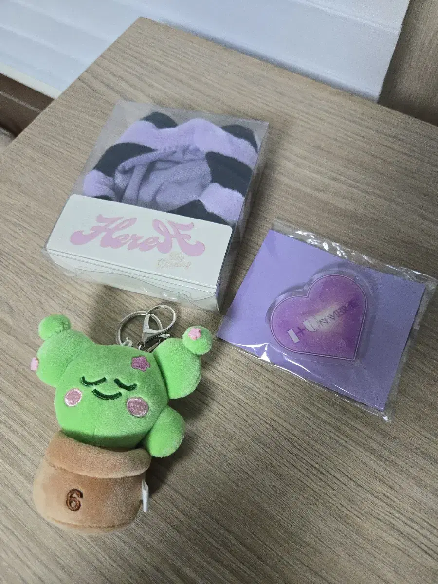 IU fleshy doll (keyring), sealed cape, griptoks in bulk