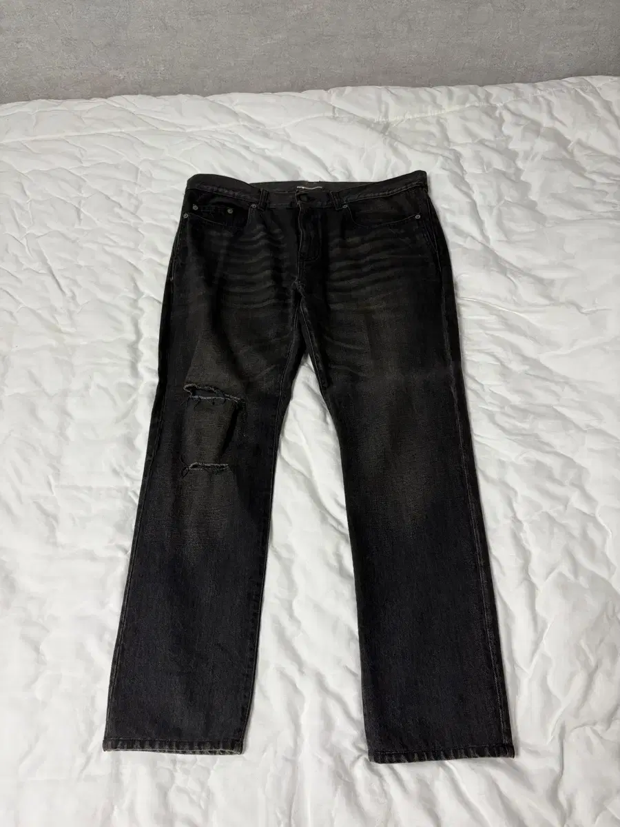 Saint Laurent Black Jean 34