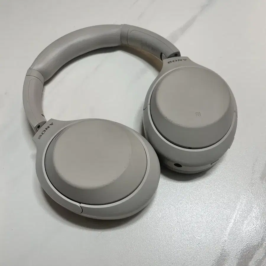 소니 sony WH-1000XM4 플래티넘 실버