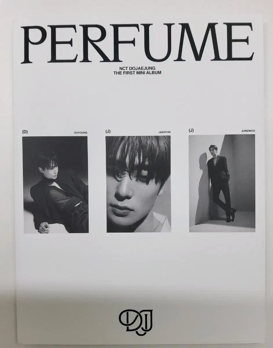 Tohjae Perfume Photobook