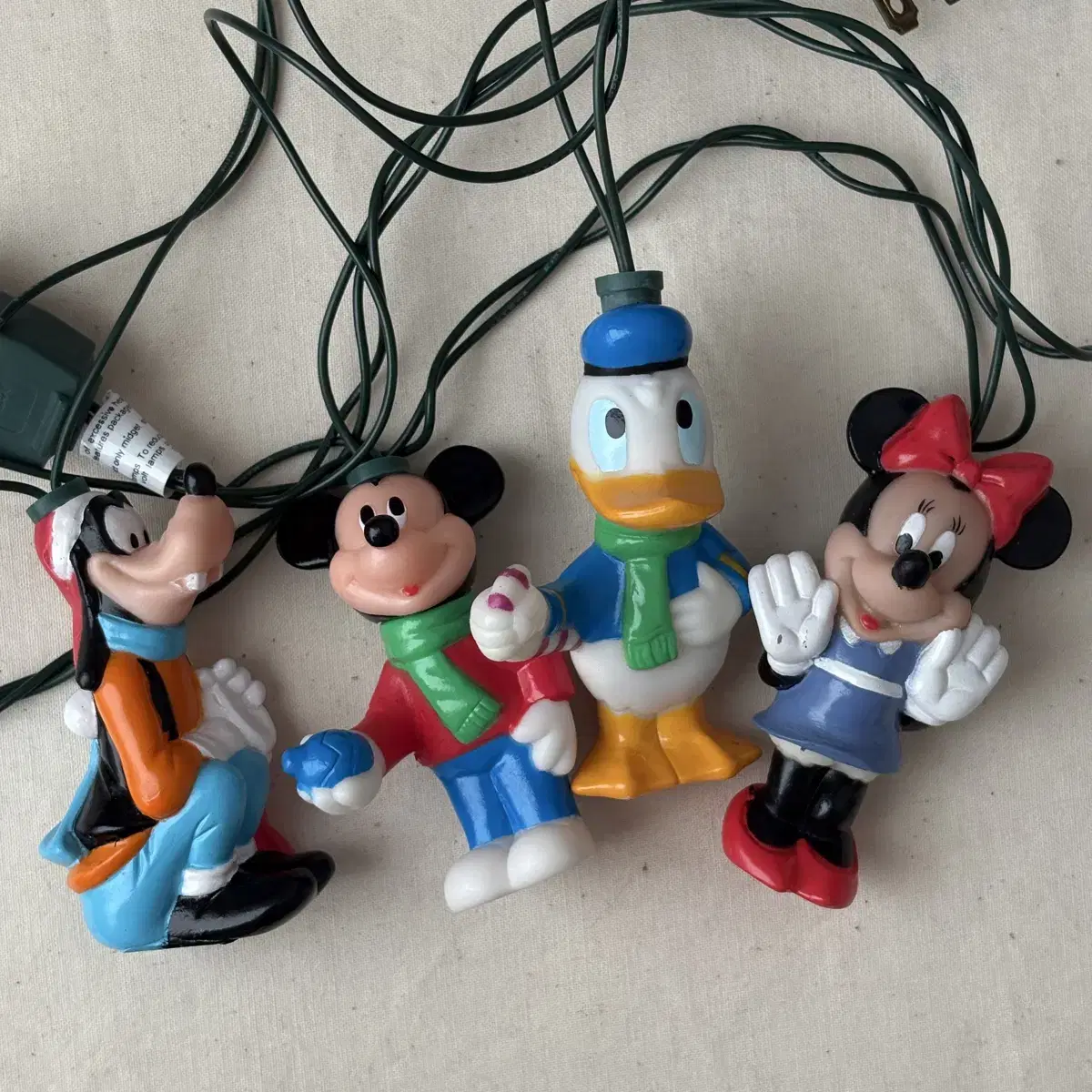 Disney vintage light bulbs (I'll be posting and collecting them until the first zuu December!)