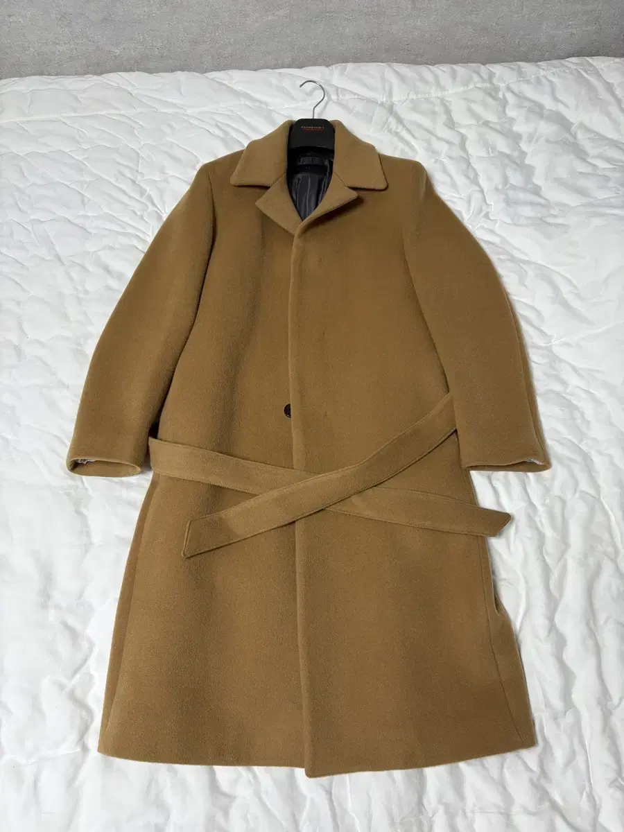 100% Zac Farenheit cashmere blend robes coat