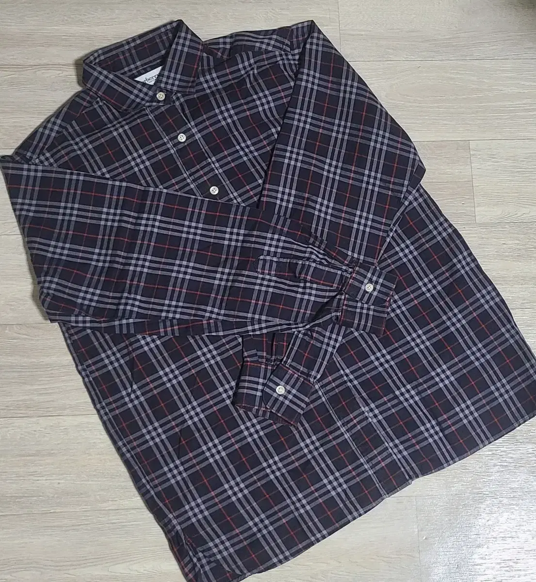 Burberry Men's Shirts to sell