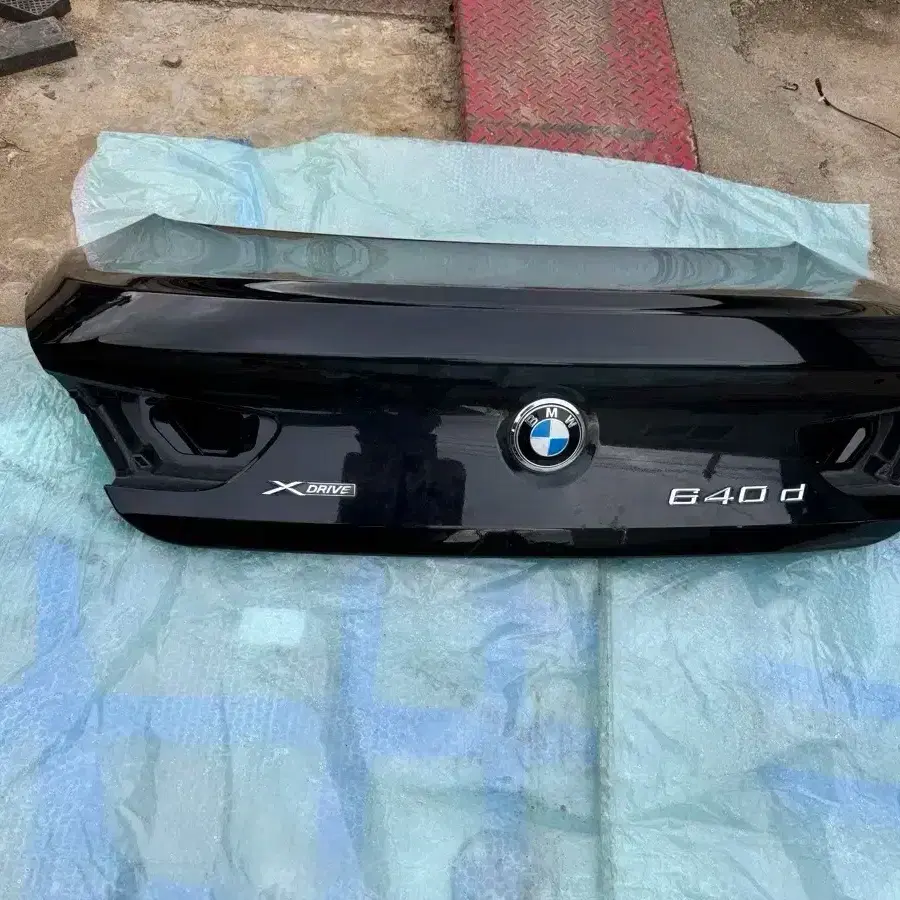 bmw 640d 뒤트렁크