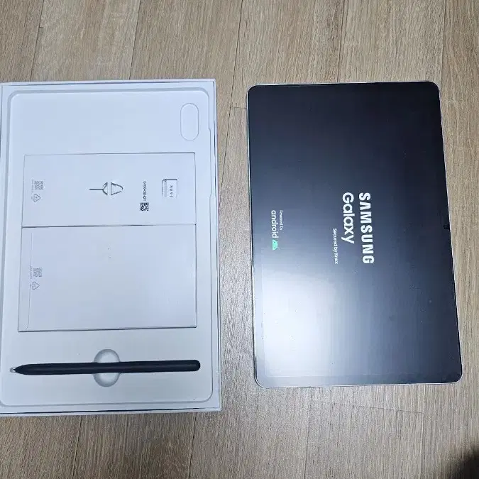 갤럭시탭 S8 128GB wifi + 보호필름 + 자석형 북커버 + 블루