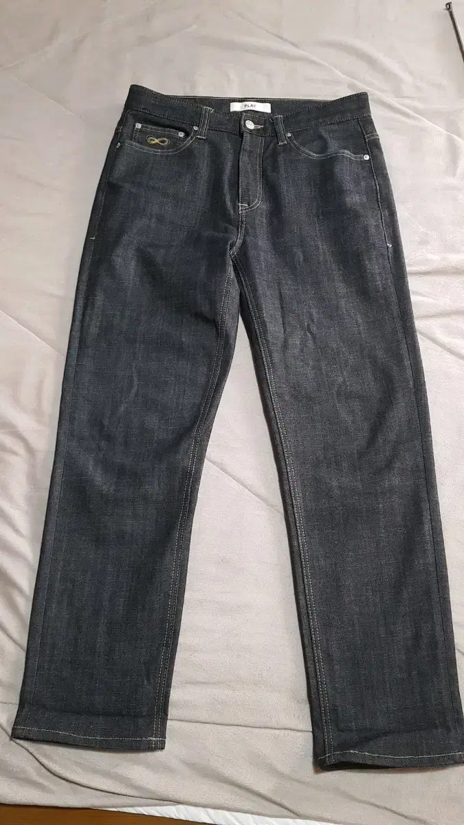 Flack jeansMeasurement31" inseam102" outseam