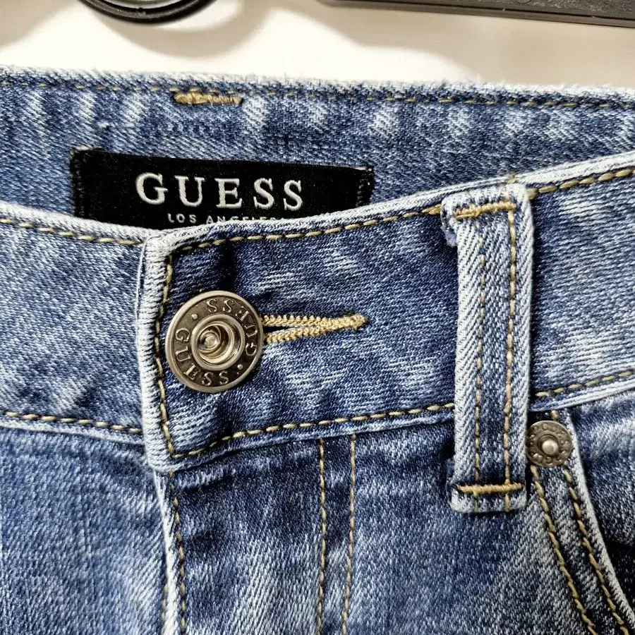 GUESS 게스 데님 팬츠