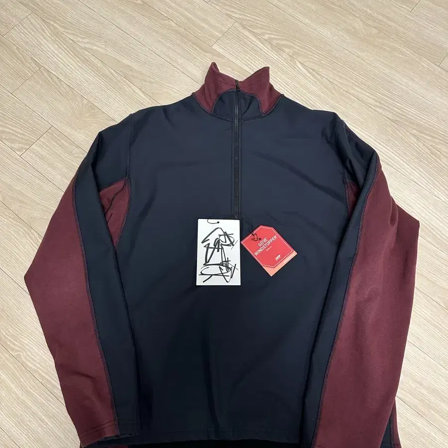 GR10K half zip top L사이즈