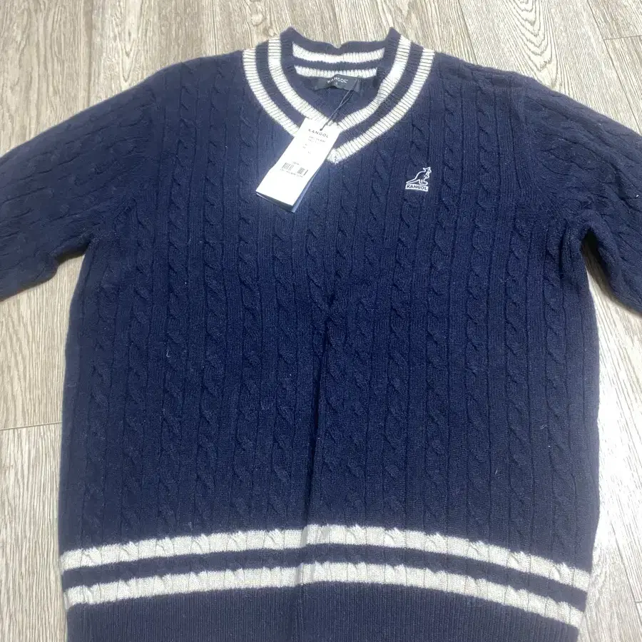 캉골 preppy knit