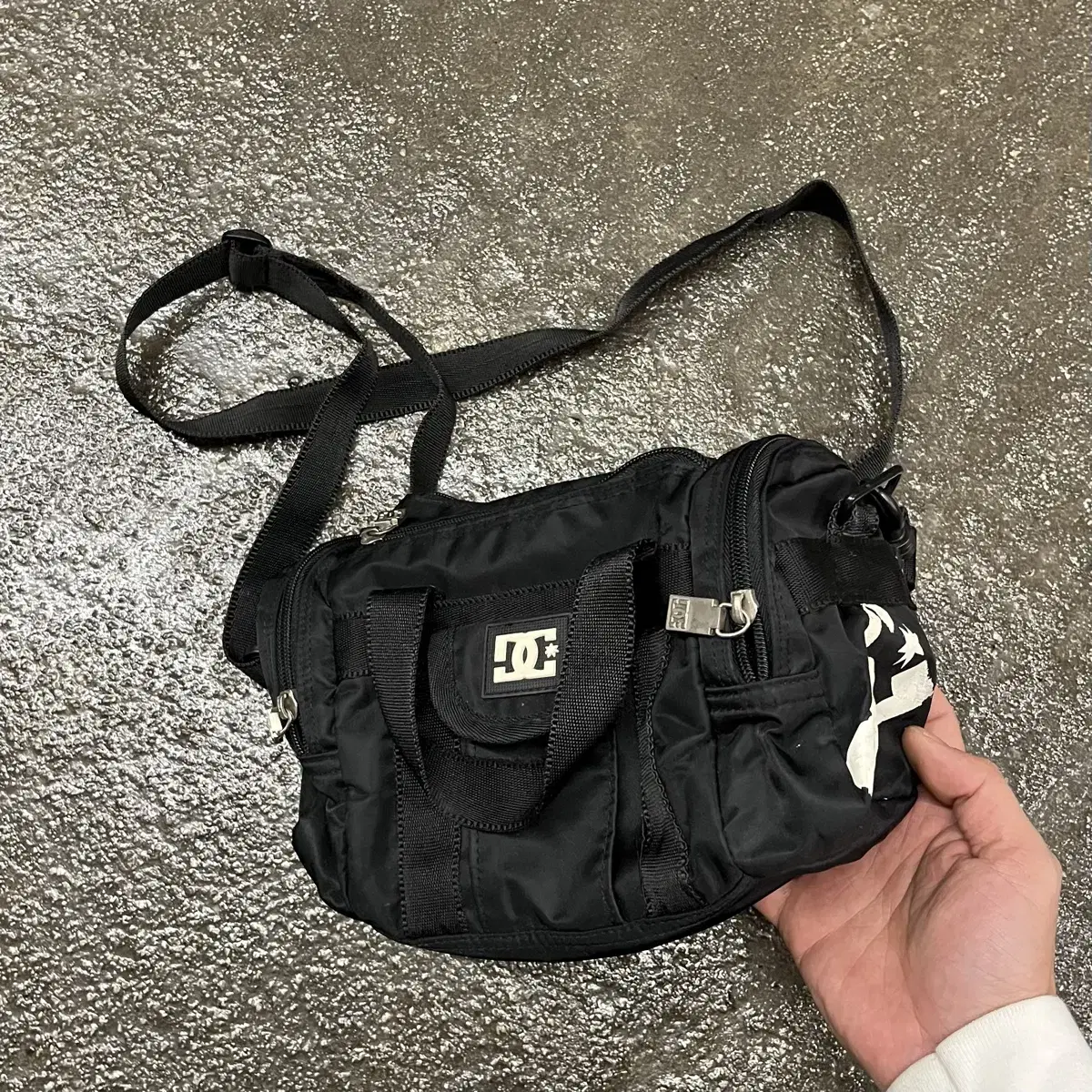 DCshoes 미니 크로스 백