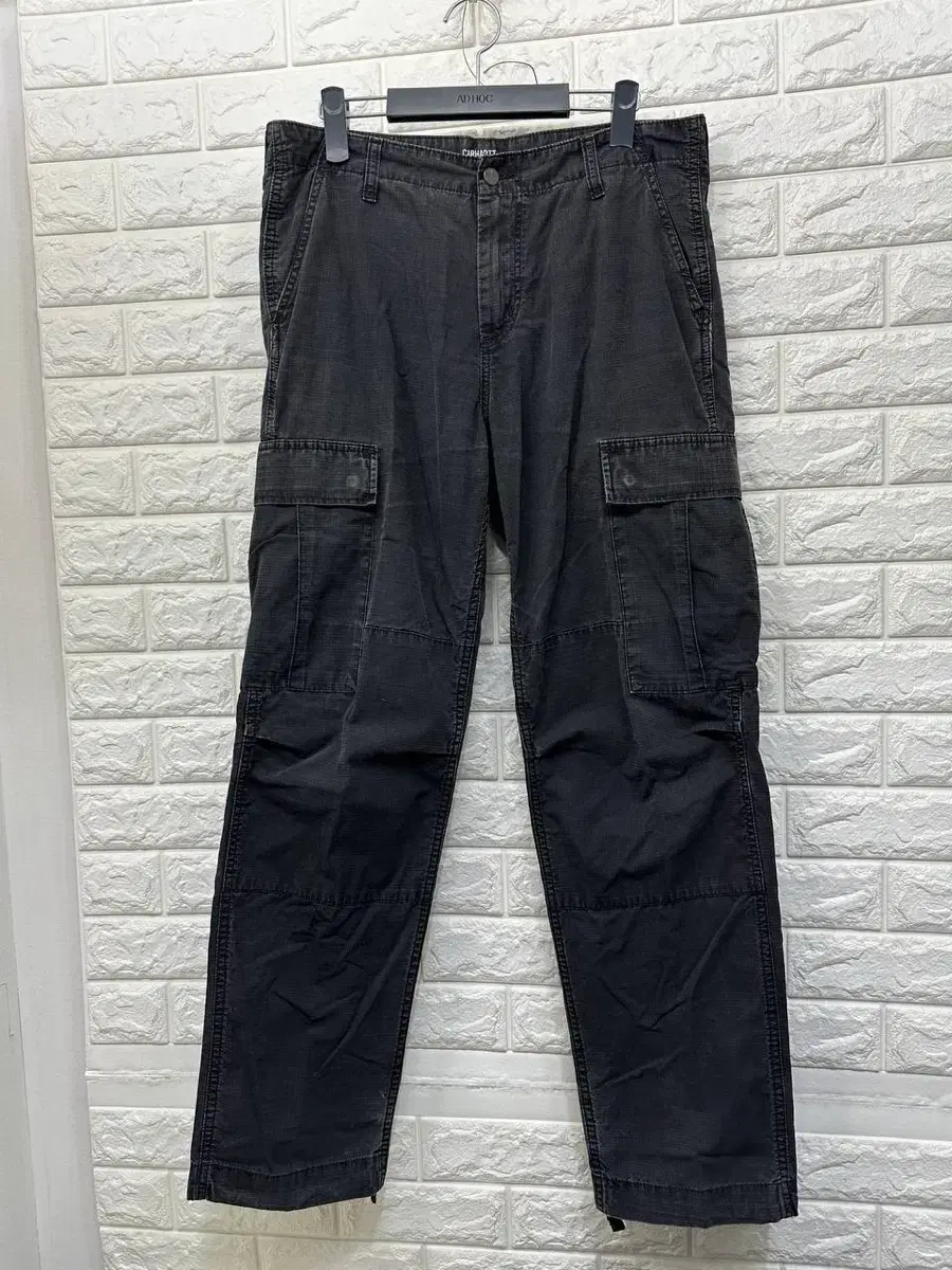 Calhart WIP Regular Cargo Pants 32