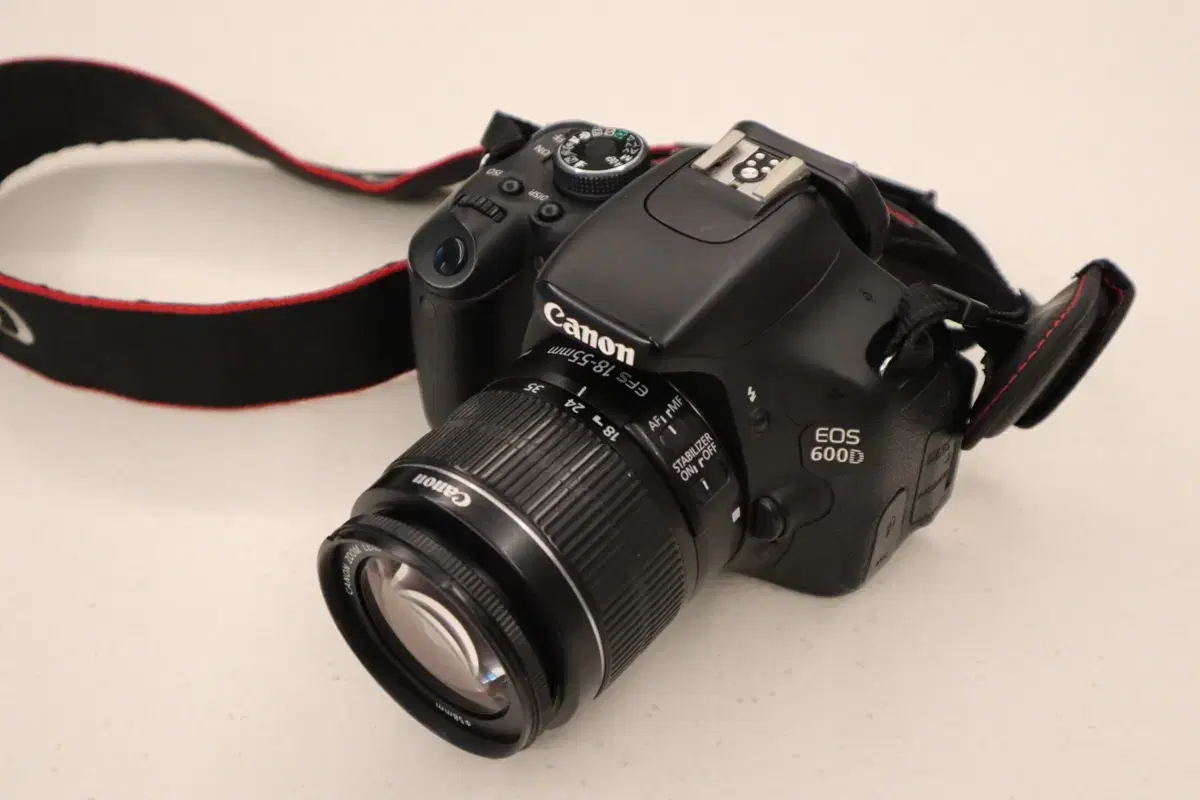 캐논 EOS 600D(블랙바디 DSLR) 카메라