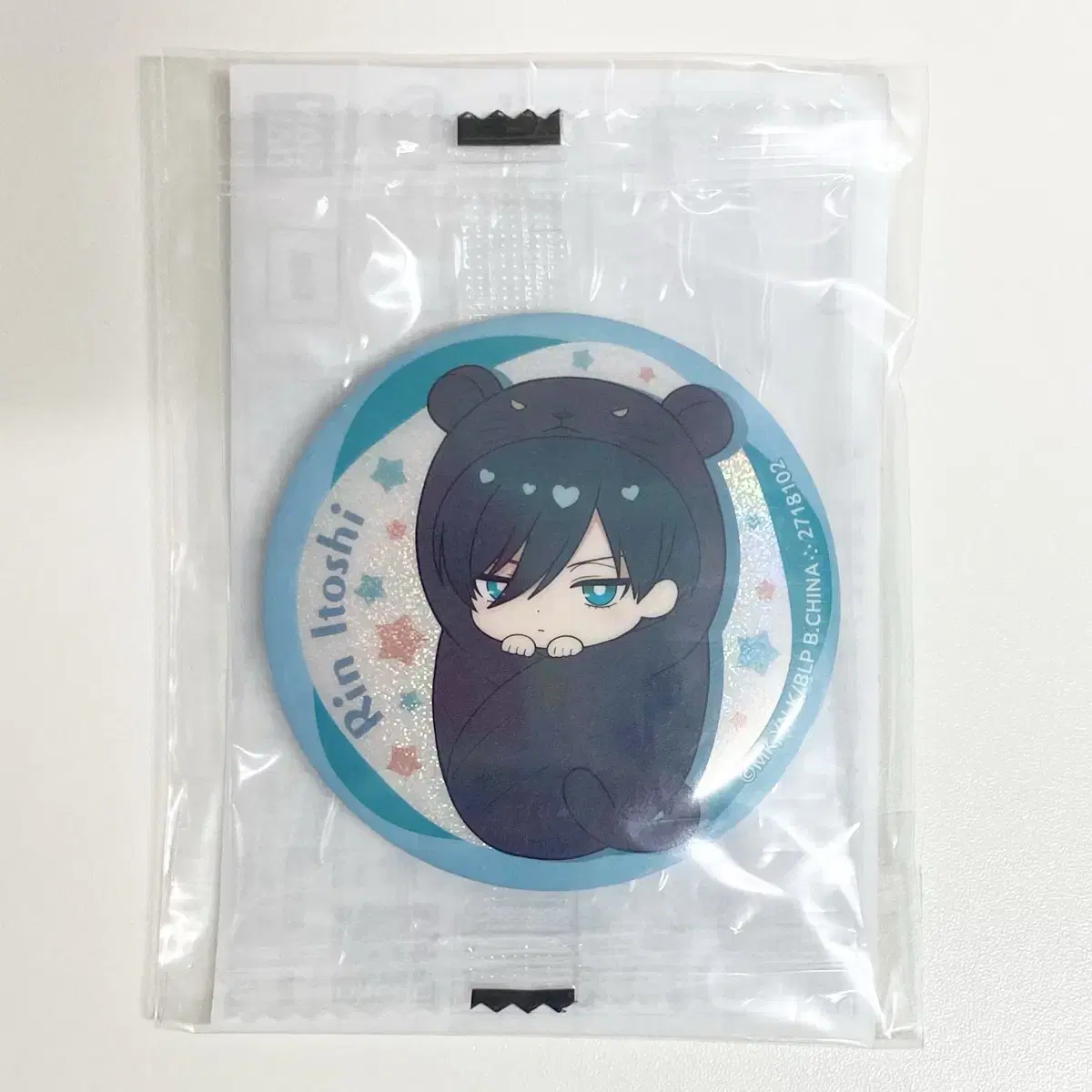 BLUELOCK Itoshirin Okurumi Swaddling Bag Funitofu Can Badge