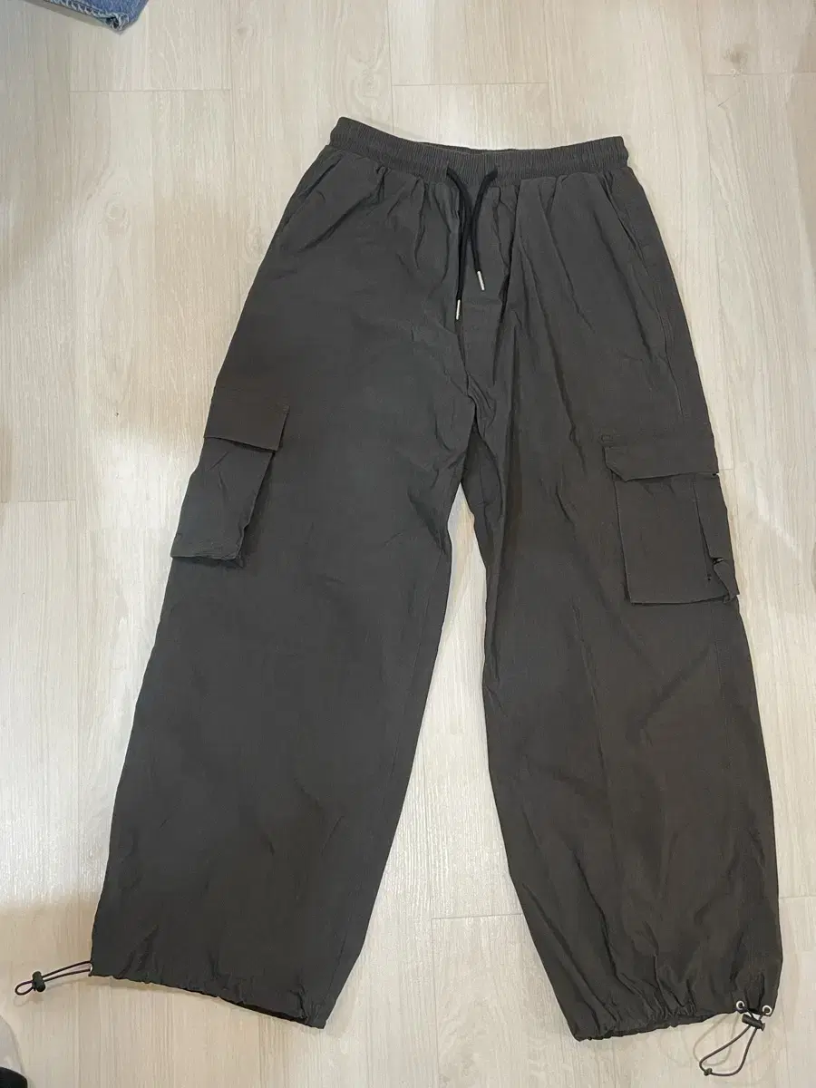 Rafferty Store Cargo Pants L