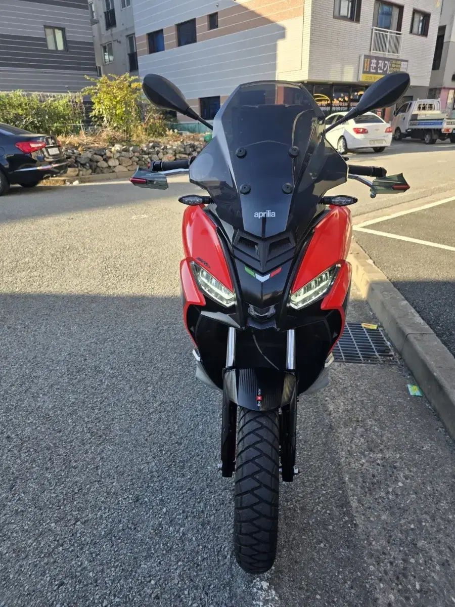 23년 아프릴리아SR GT125중고오토바이