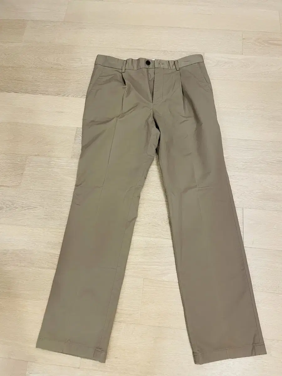 Lanvin men's pants size 82