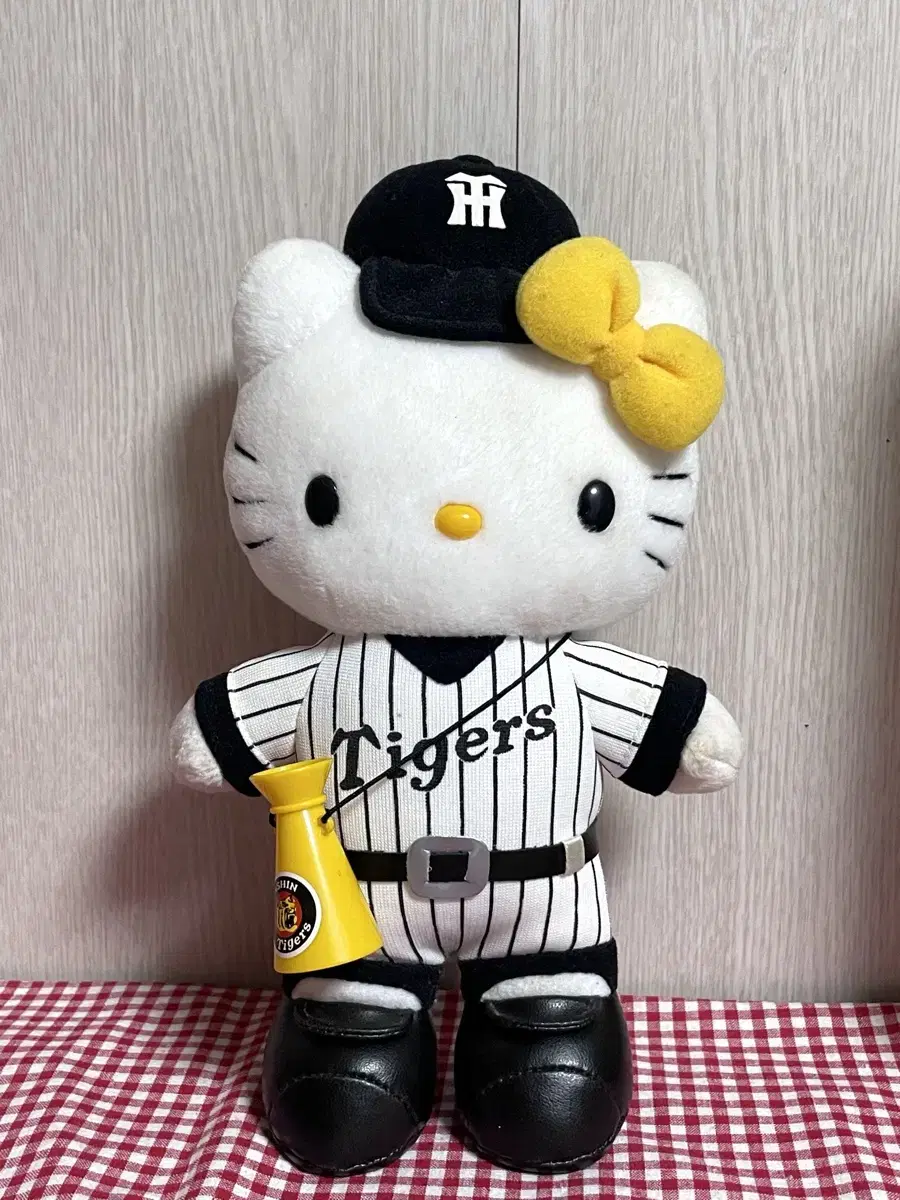 Classic Kitty Hanshin Tigers Doll