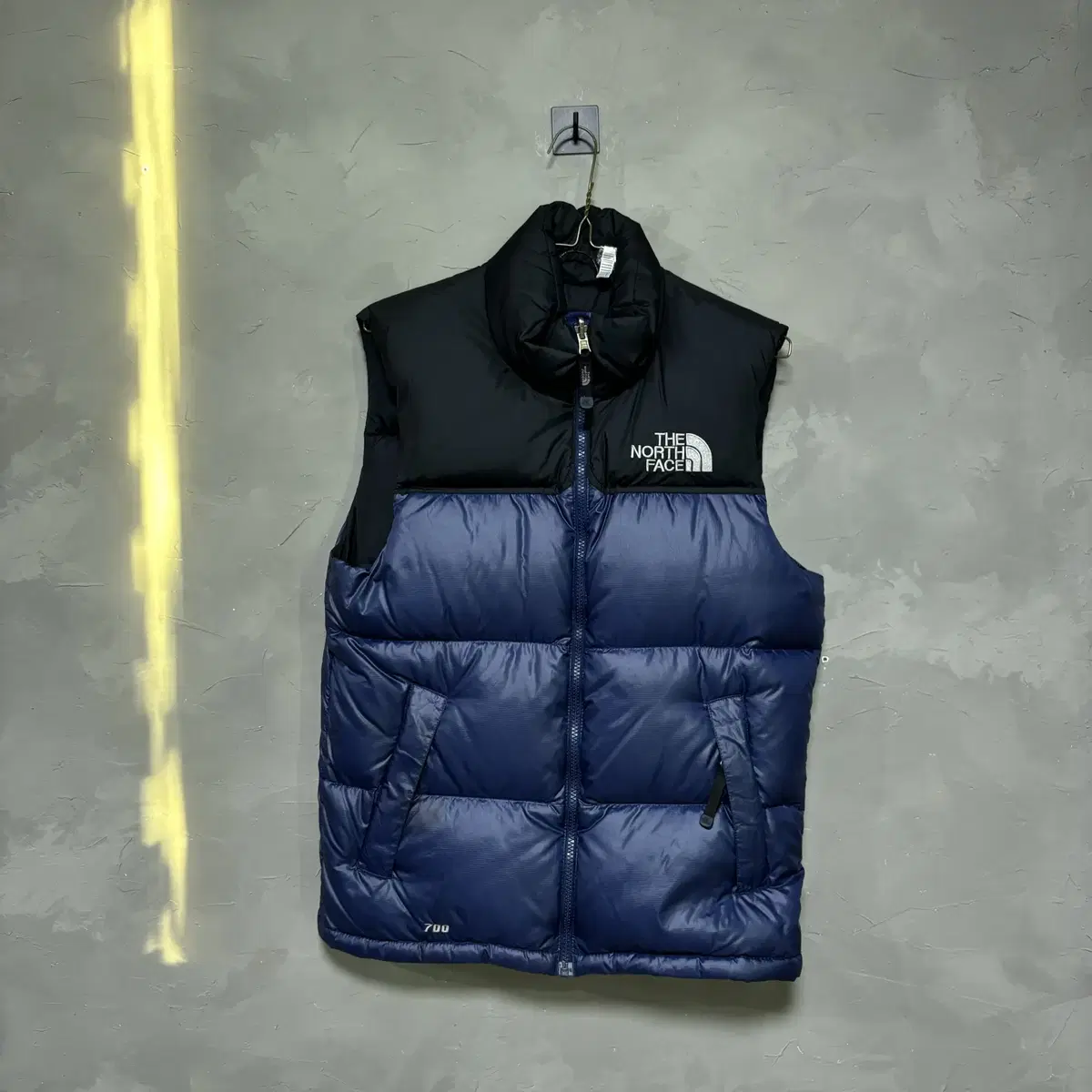 The North Face Nupsi 700 Goose Down Puffer Vest Navy 1