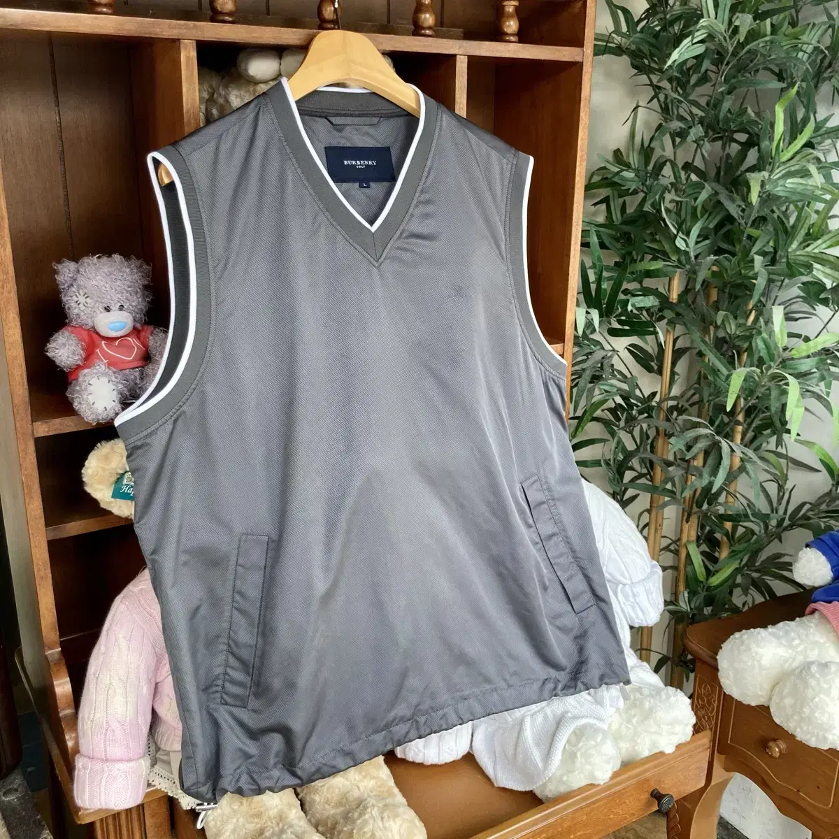 Burberry Golf Vest