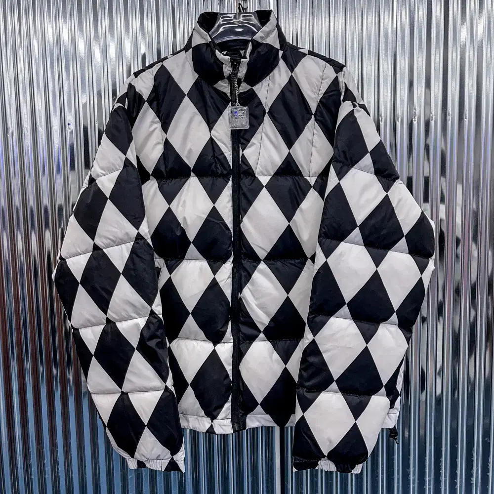 [NEW] Checkerboard Jaguar Duck Down Padded Jumper (FREE) P284