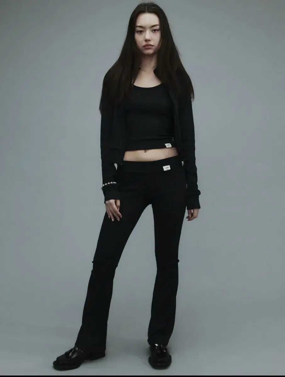 글로니 glowny 립 플레어 팬츠 블랙 RIB FLARE PANTS