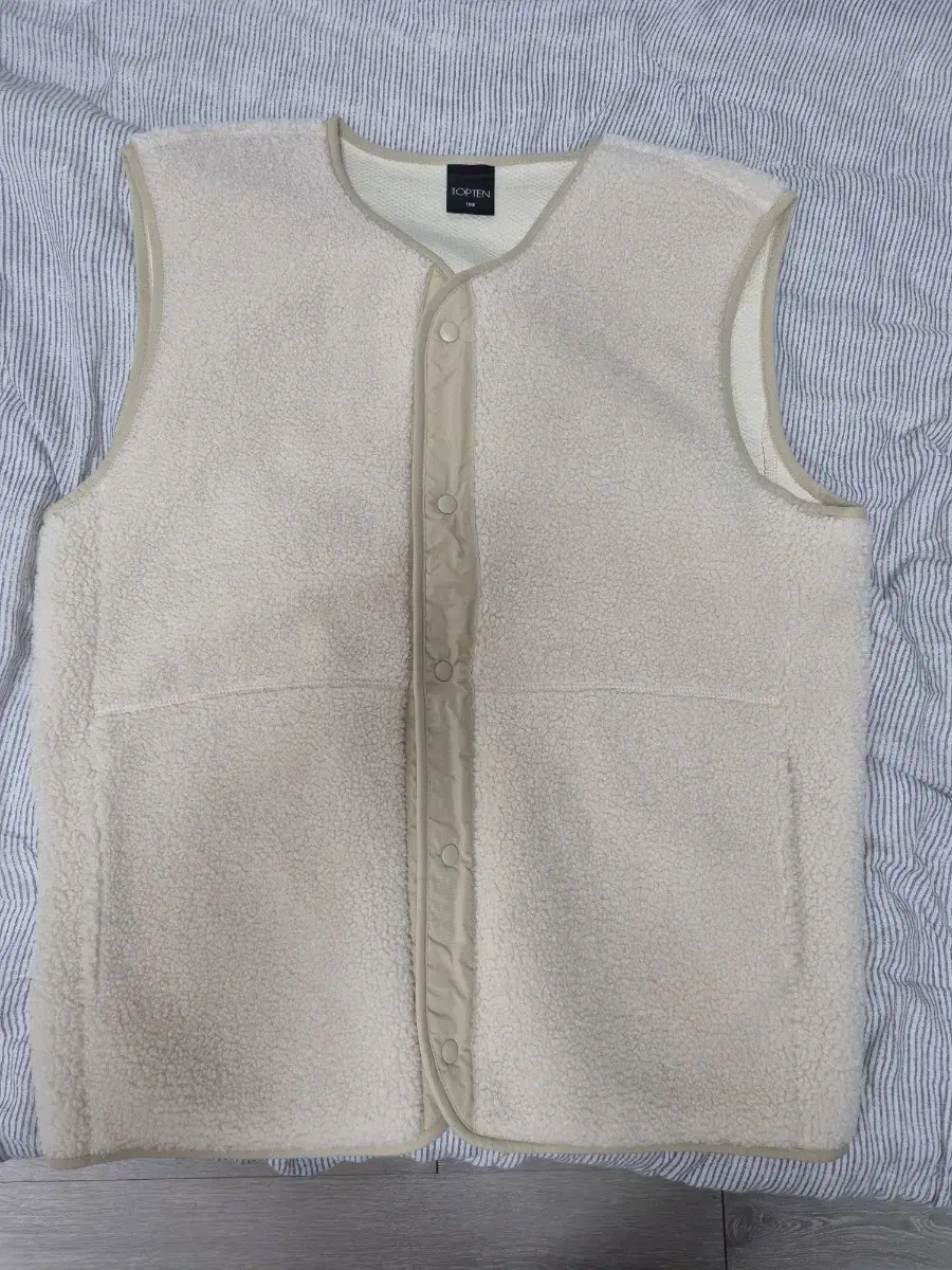 Top Ten Poggle Vest Size 105