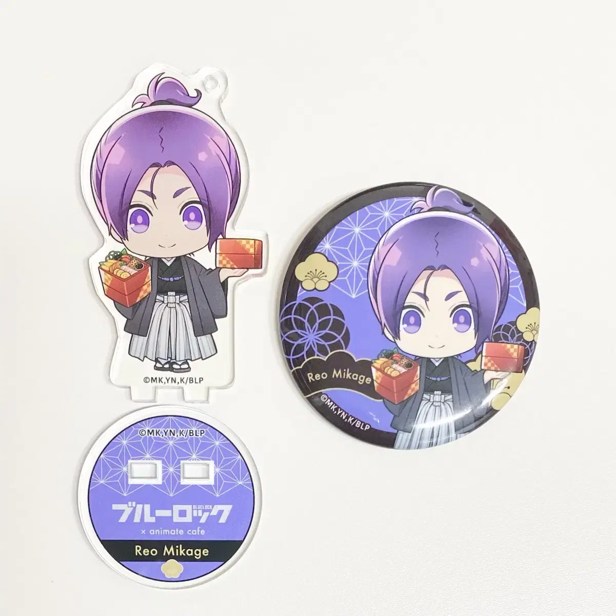 (bulk) BLUELOCK Mikage Leo Animate Cafe acrylic stand Canbadge