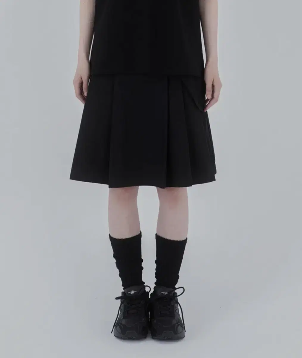 미세키서울 스커트 Waist pocket bag midi skirt