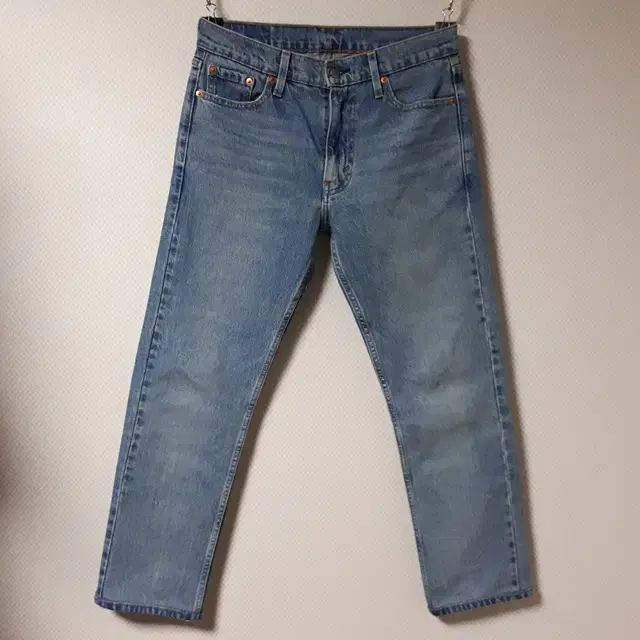 30/Levi's 513 Straight Fit Jeans/30-834