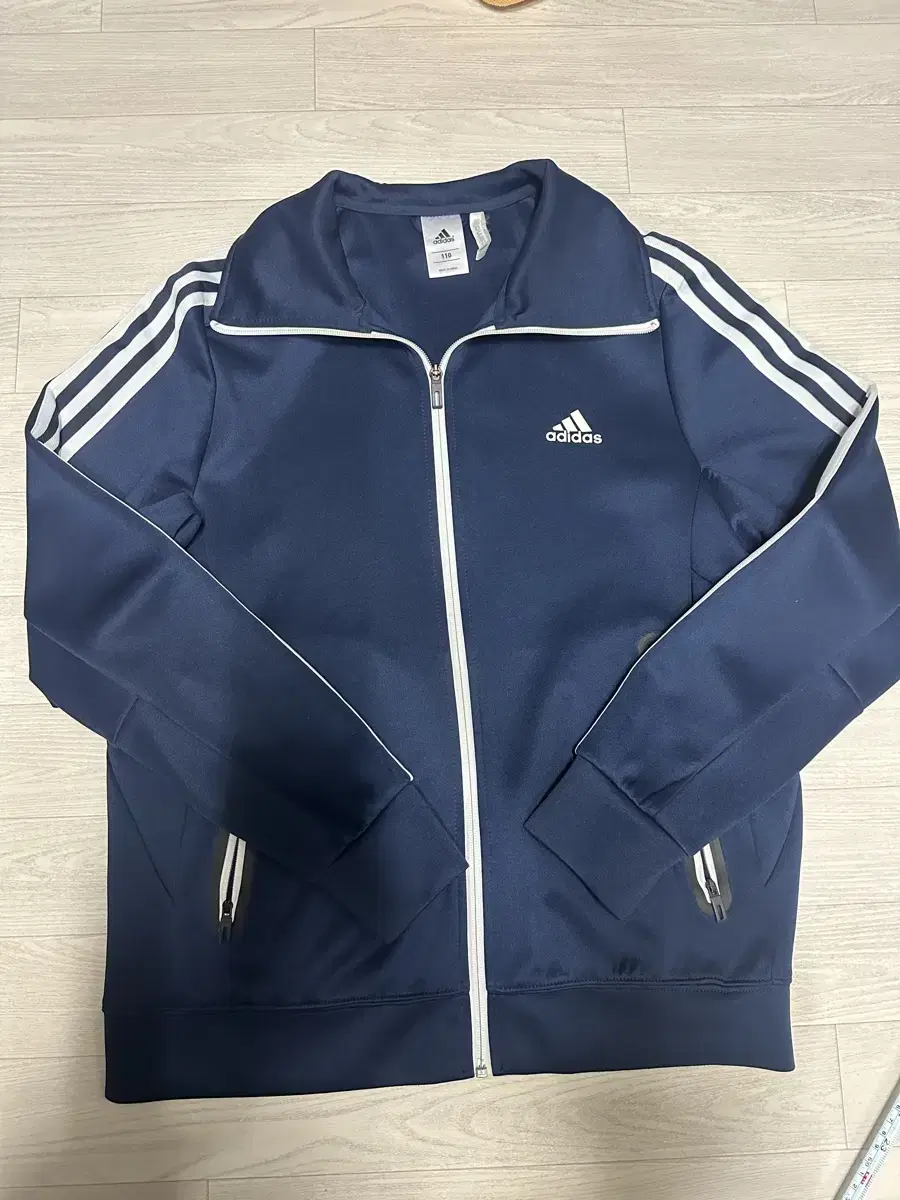 [Women110] Adidas Navy Tracktop Jersey