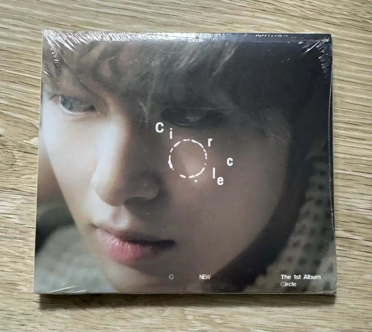 SHINee onew unsealed album