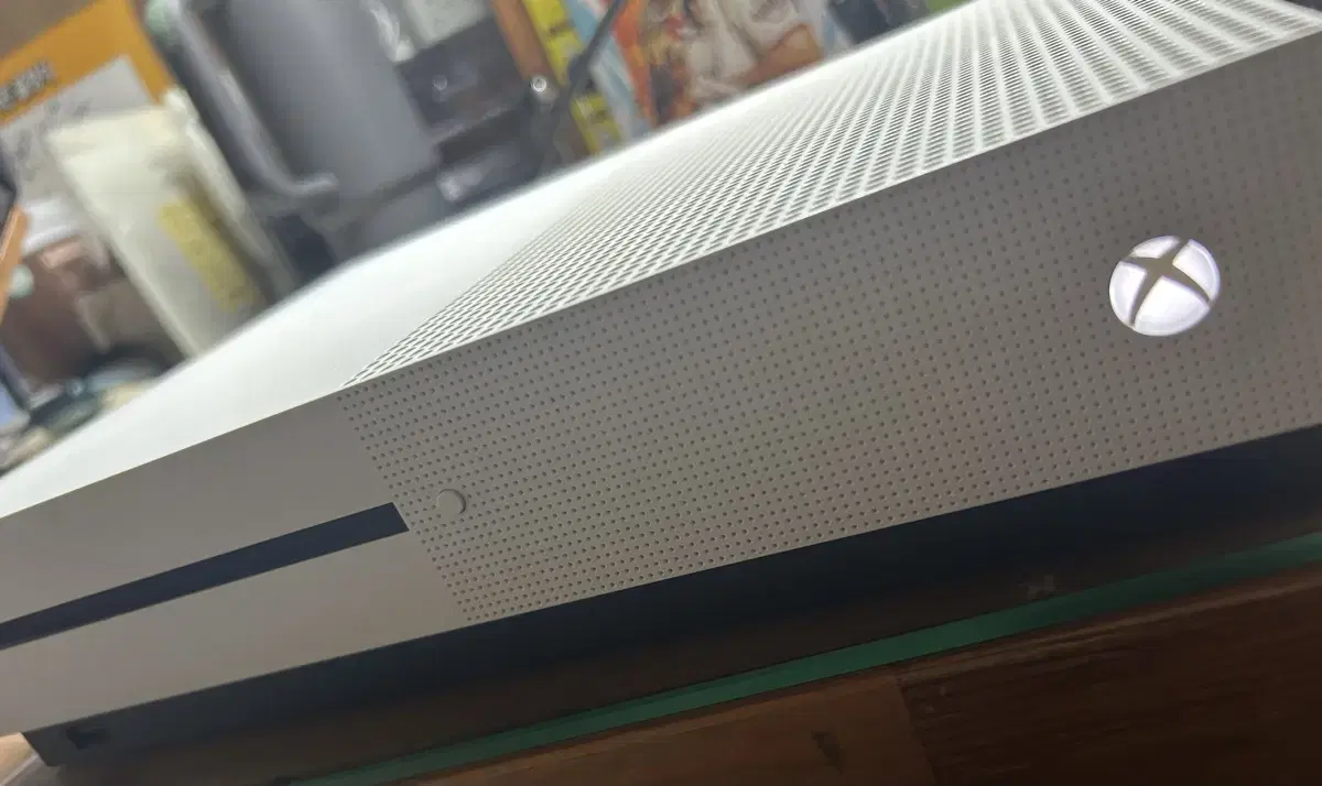 Xbox One S 500GB(엑스박스 원 s)