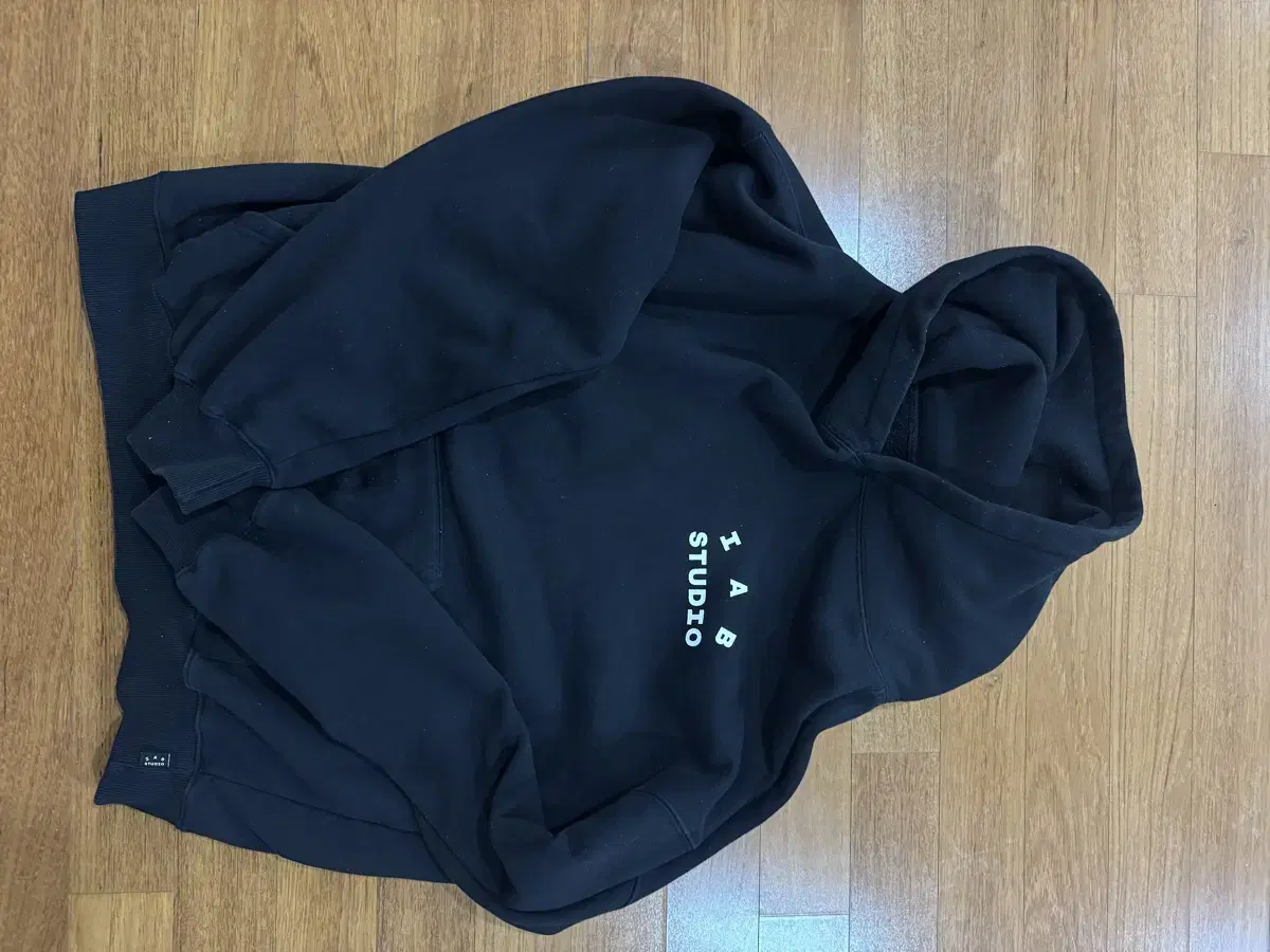 iApp Studio Hoodie Black L