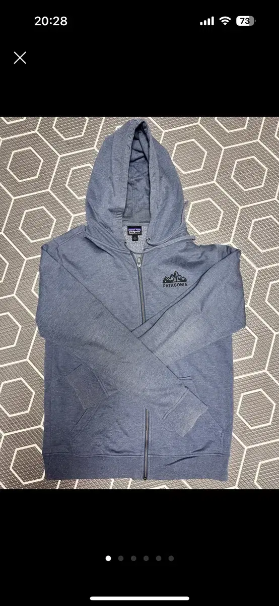 [Patagonia] Hoodie (light bloo)