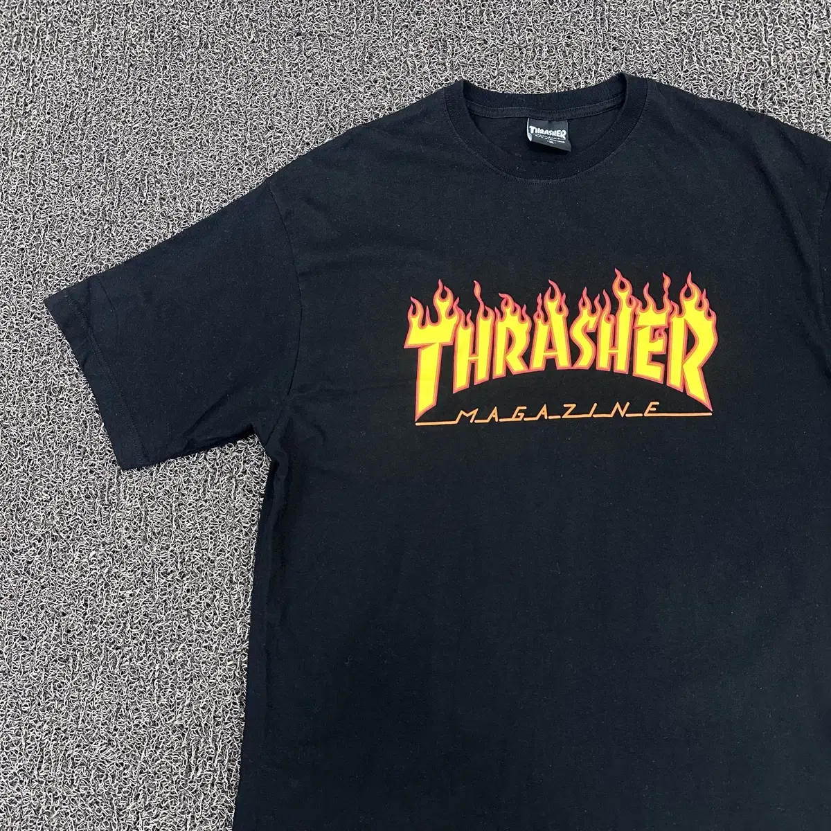 THRASHER 트레셔 불꽃 그래픽 반팔 티셔프 블랙 XL