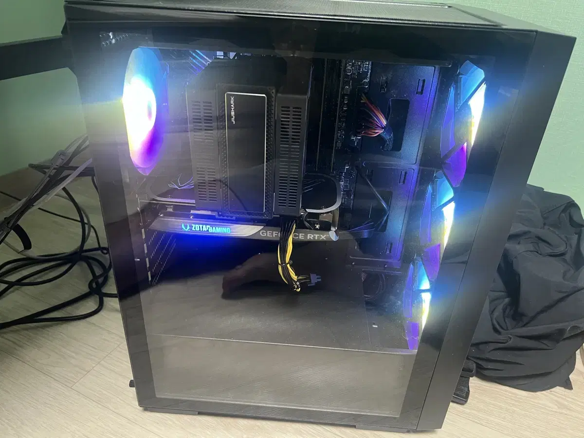 방송용 고사양 컴퓨터판매 인텔 i5-13500/RTX4070