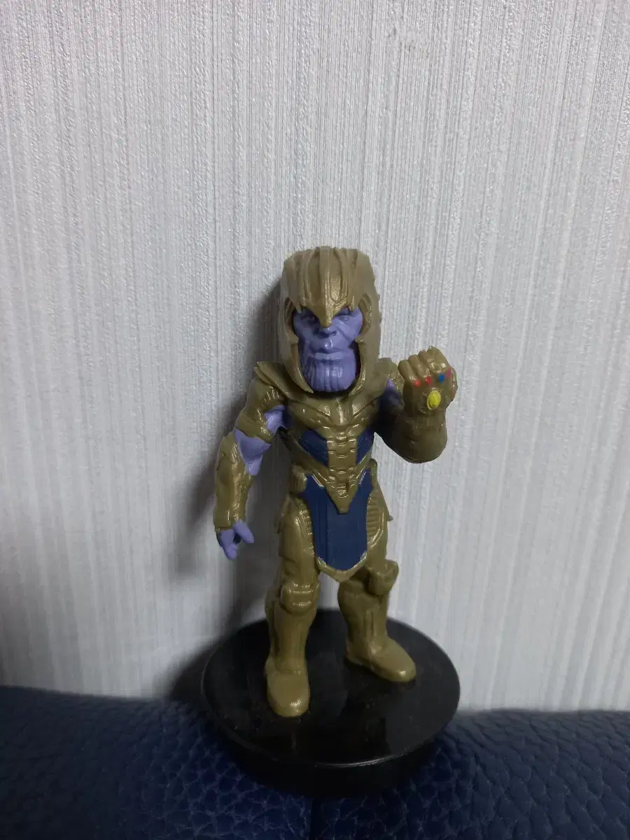 Avengers Thanos Figurine