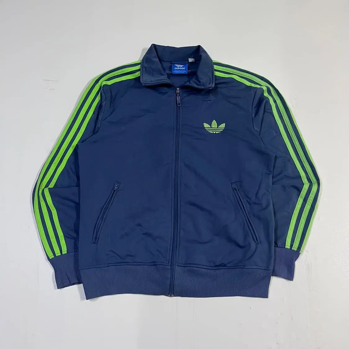 95 adidas Firebird Tracktop Jersey