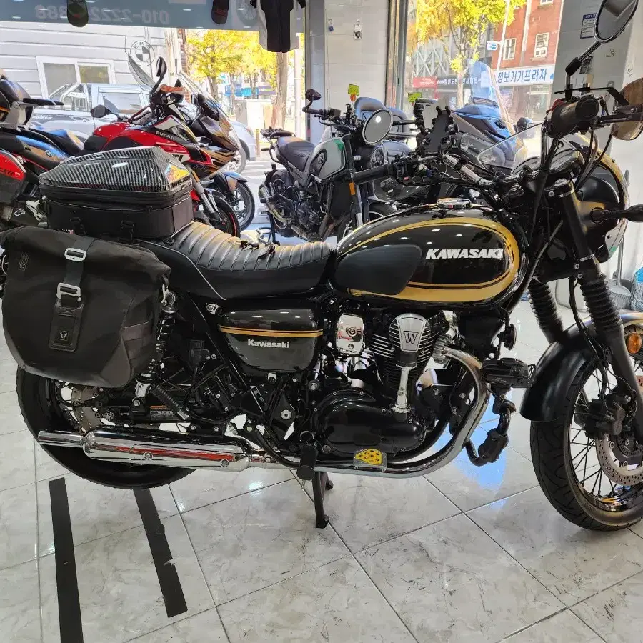 가와사키 W800cc  카페 년식2019 무사고 꿍1회 무슬림