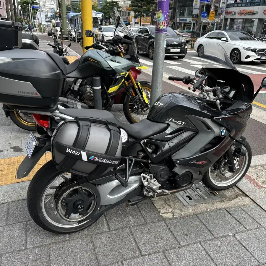 2013 F800gt 판매합니다:)