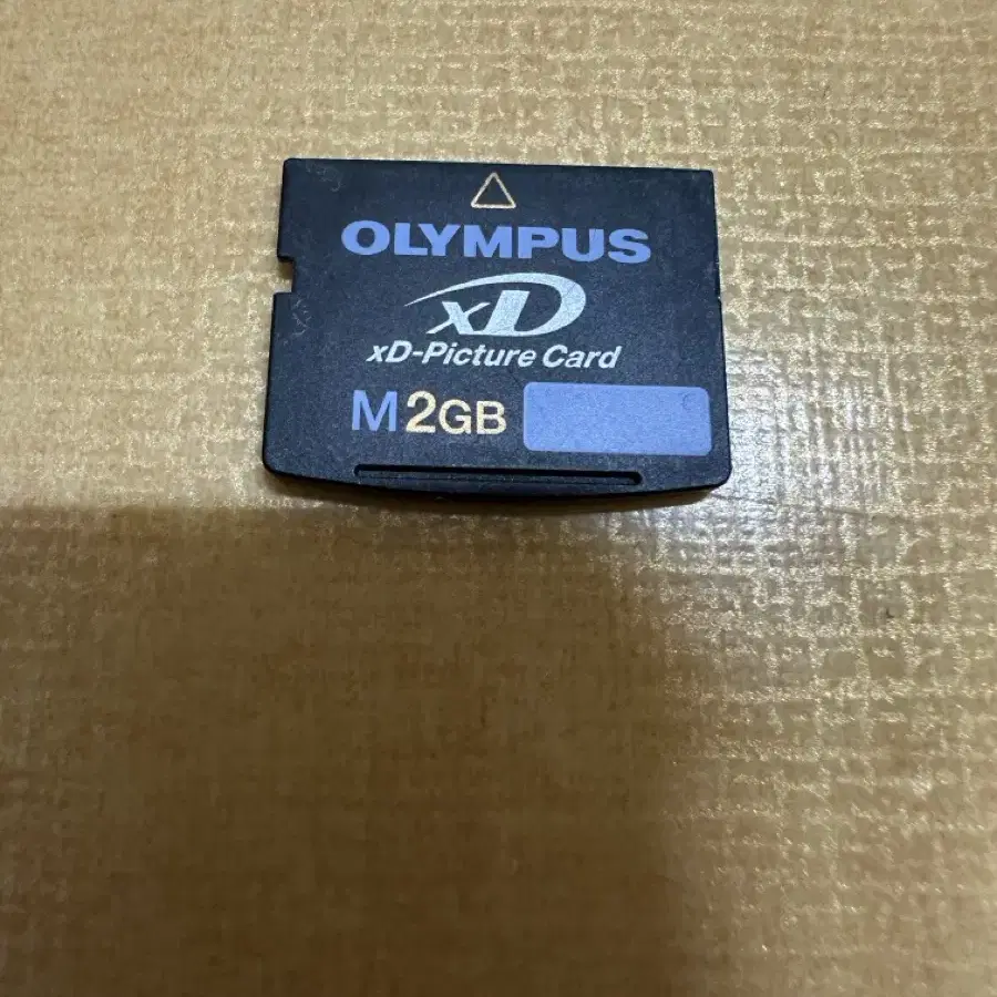 XD메모리 카드 2GB  판매합니다.