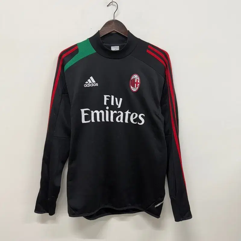 Adidas Samsun Red Black AC Milan Football Performance Long Sleeve T-Shirt 95 G00035