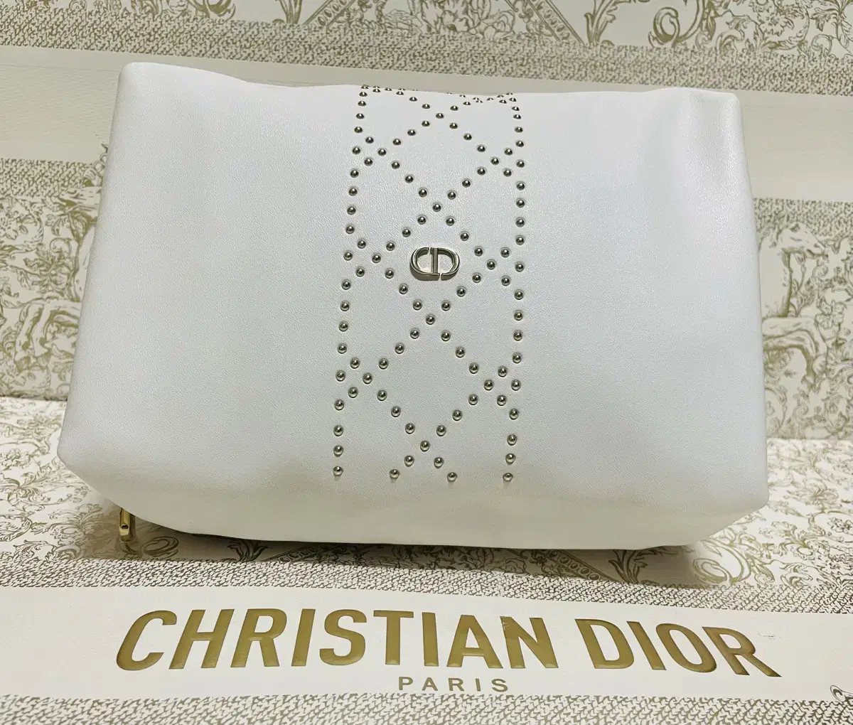 DIOR 디올 화이트 파우치