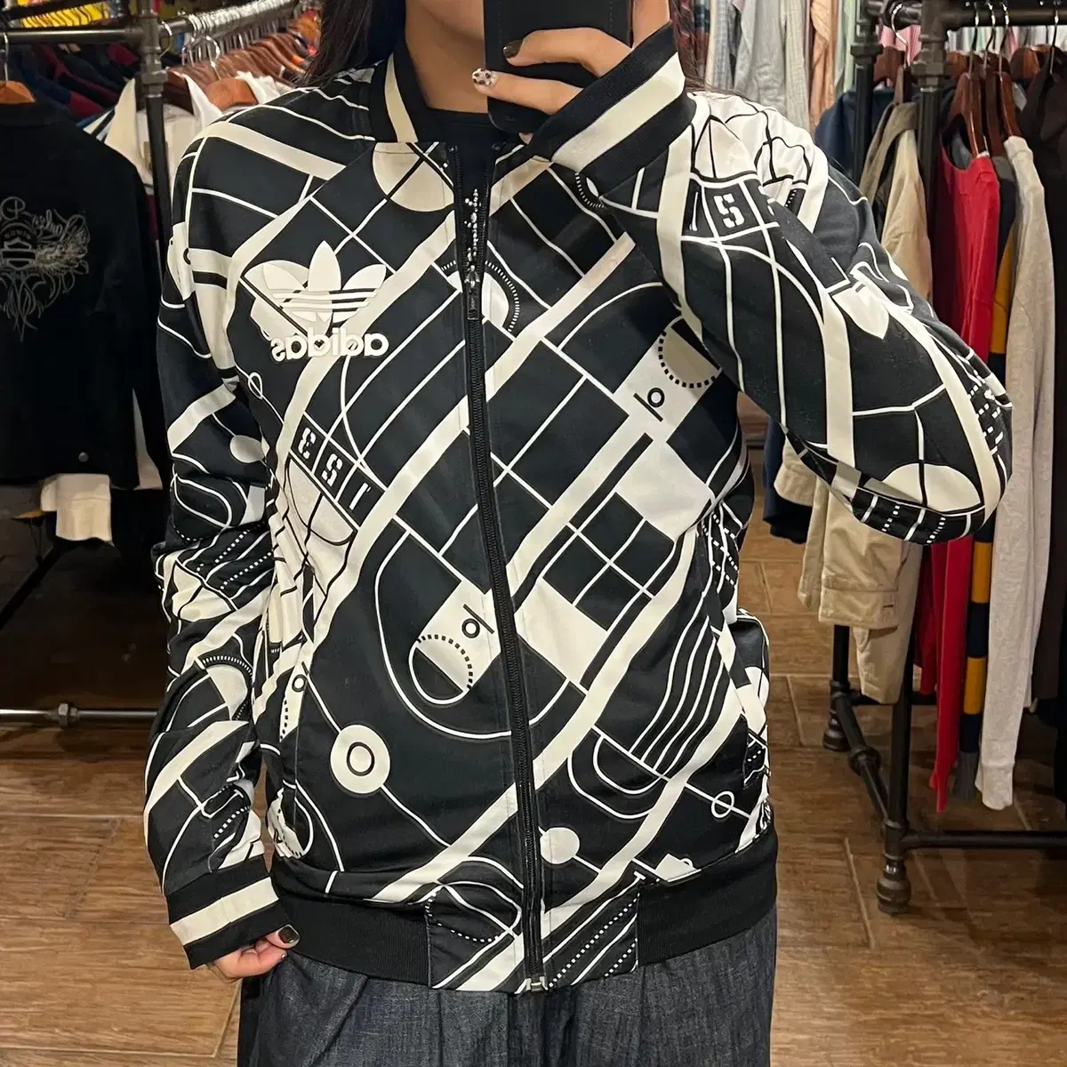 [HI]Adidas Humpback Pattern Jersey