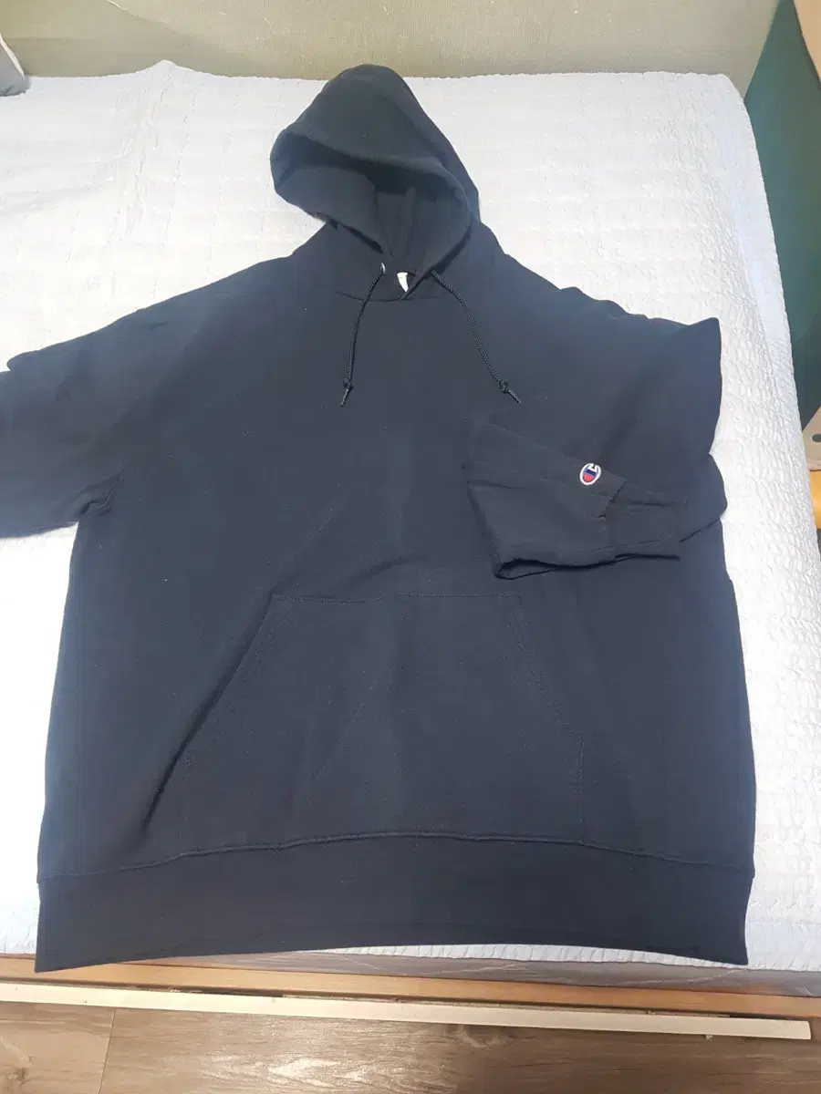 Champion Navy Hoodie XL