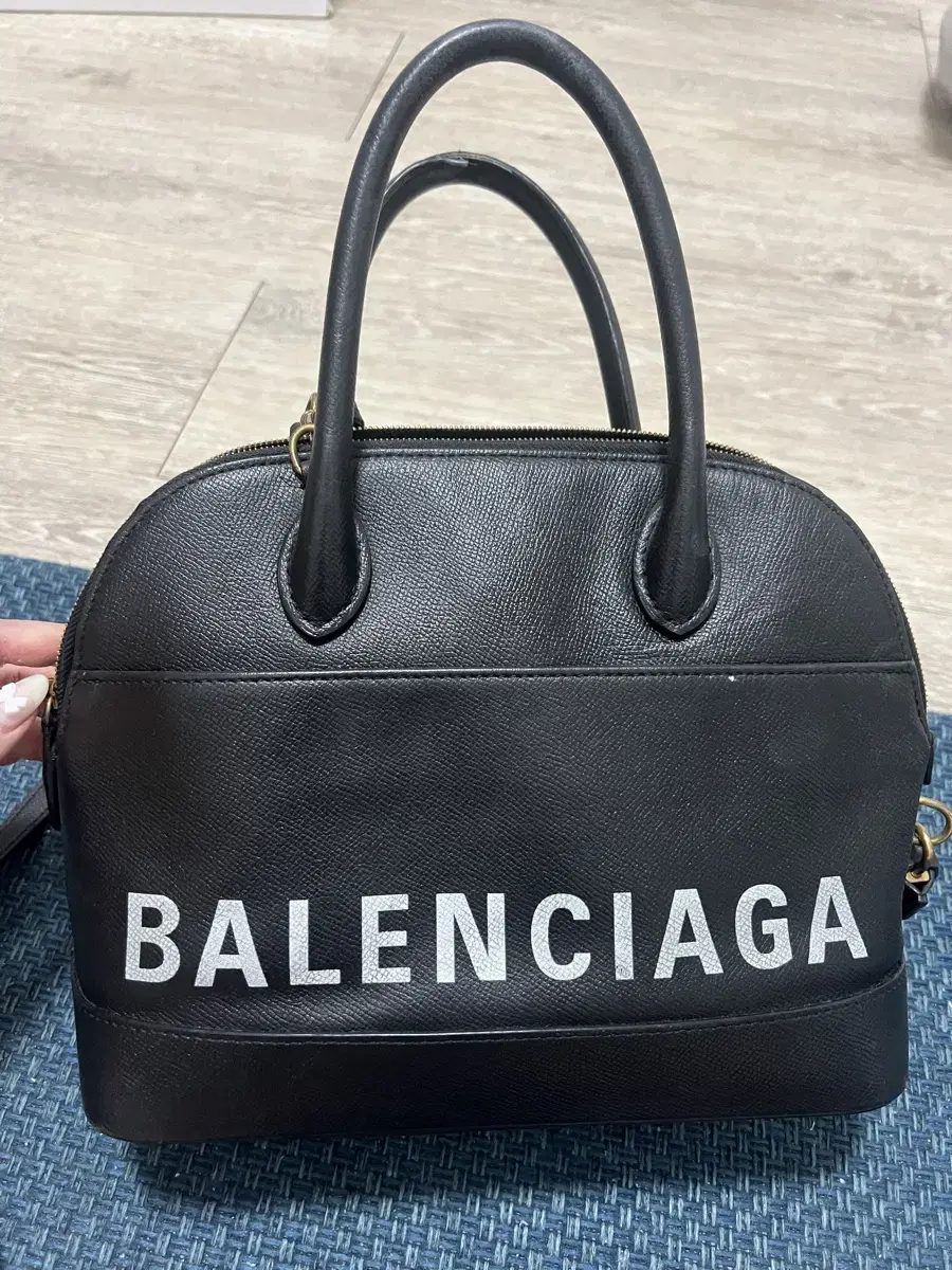 Balenciaga Bill Tophandle S