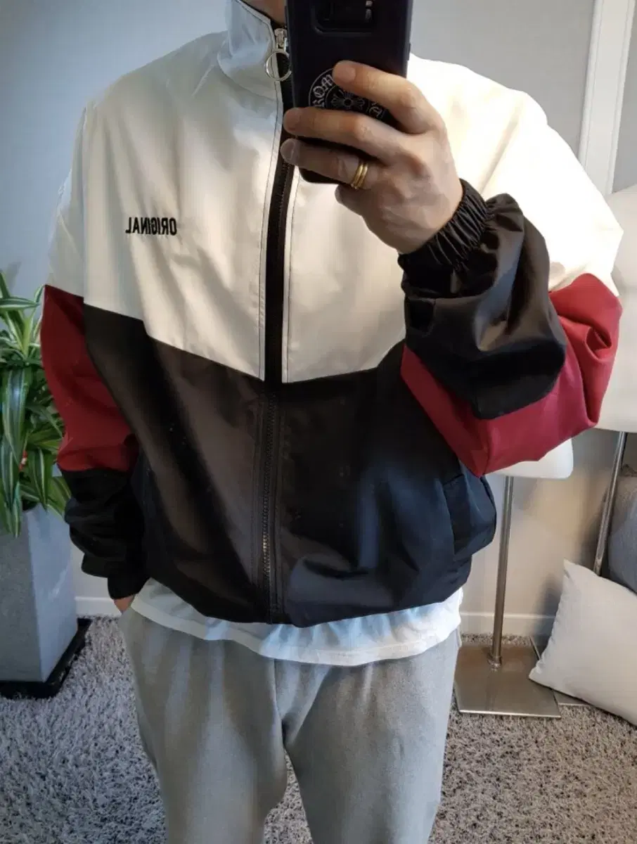 Street Overfit Windbreaker